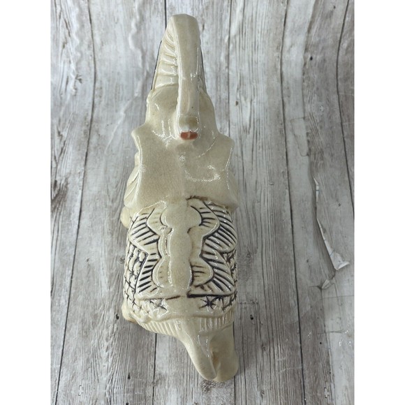 7” Elephant w/ Tusk Up Ceramic Statue Made in Brazil Figurine White - Picture 9 of 11